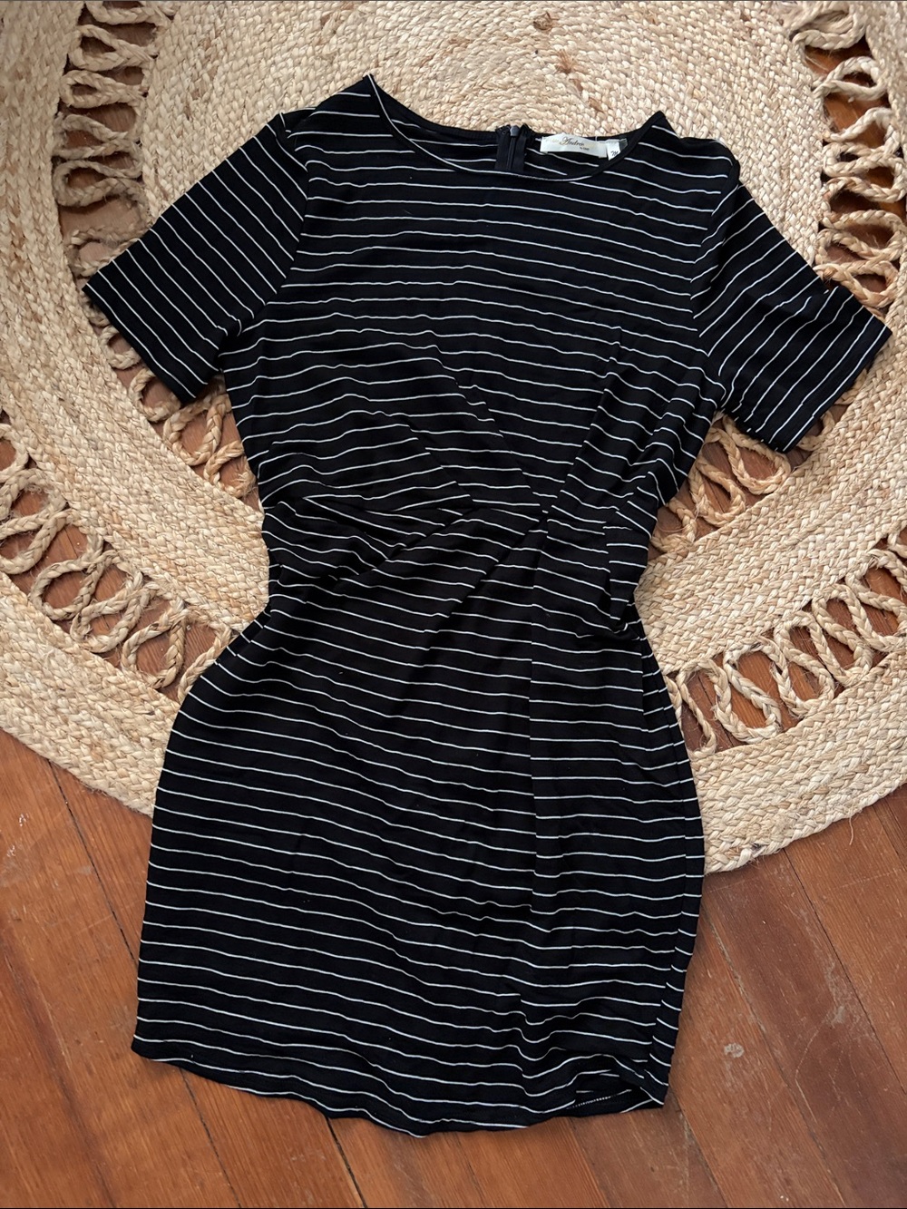 ANDREE BY UNIT Black and White Striped Short Sleeve Mini Dress